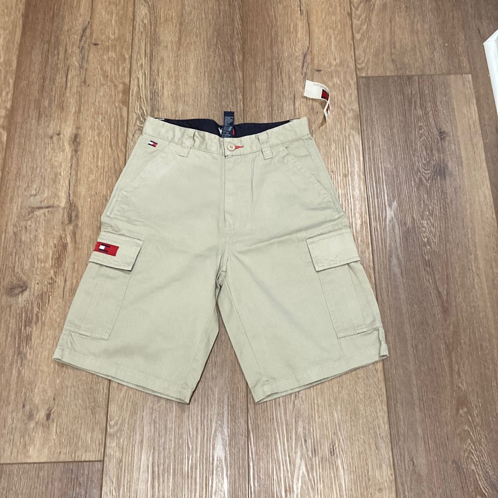 Boys Tommy brand kakhi shorts